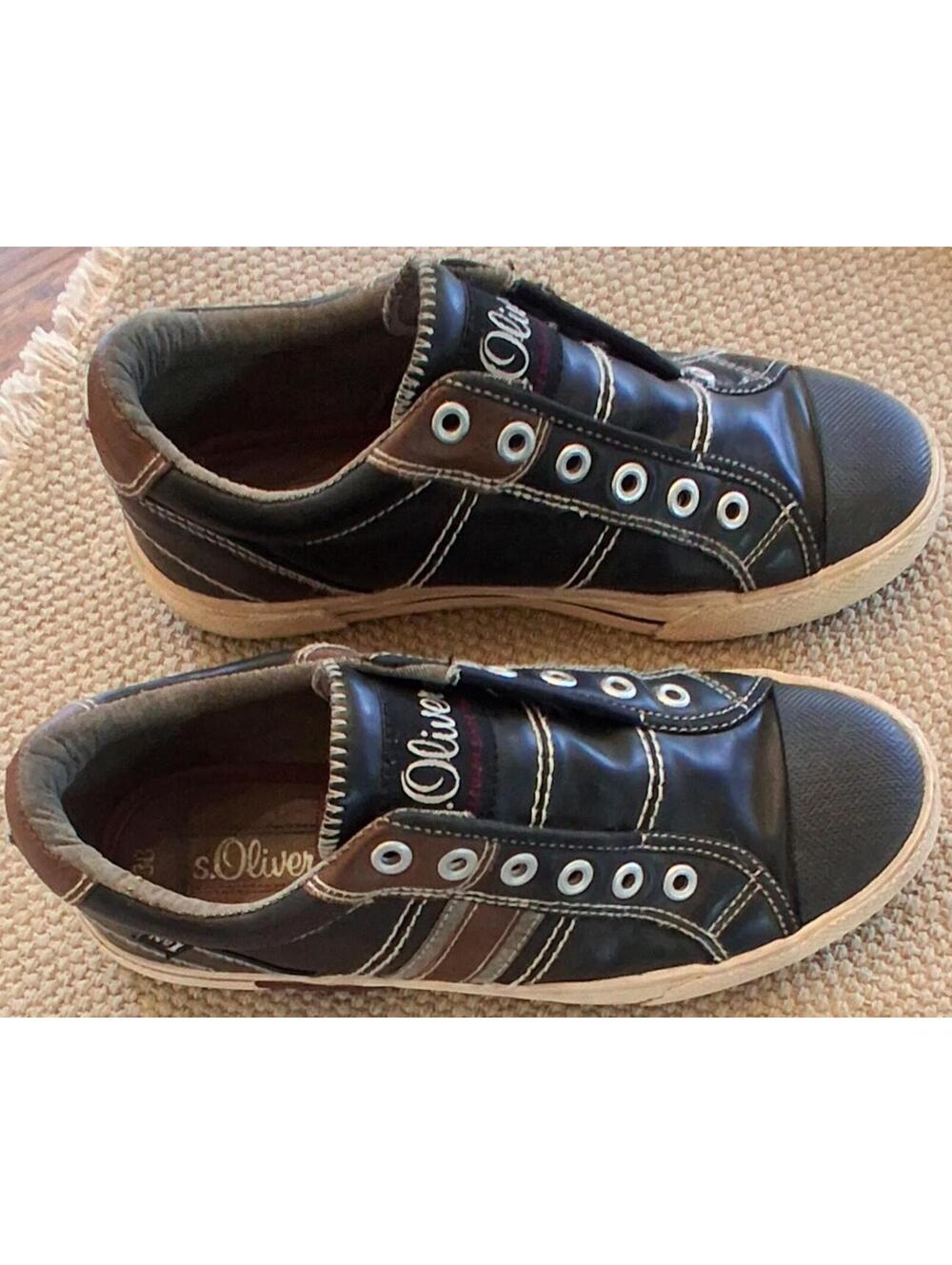 s.Oliver Black Faux Leather Low-Top Sneakers Size 38, US W7, M6